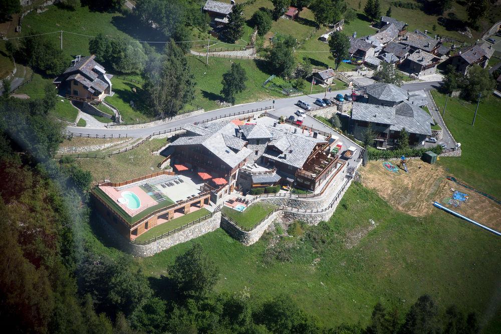 Silou Retreat Ξενοδοχείο Champdepraz Εξωτερικό φωτογραφία