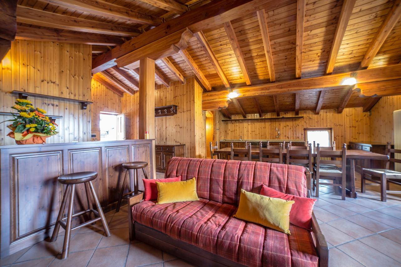 Silou Retreat Ξενοδοχείο Champdepraz Εξωτερικό φωτογραφία