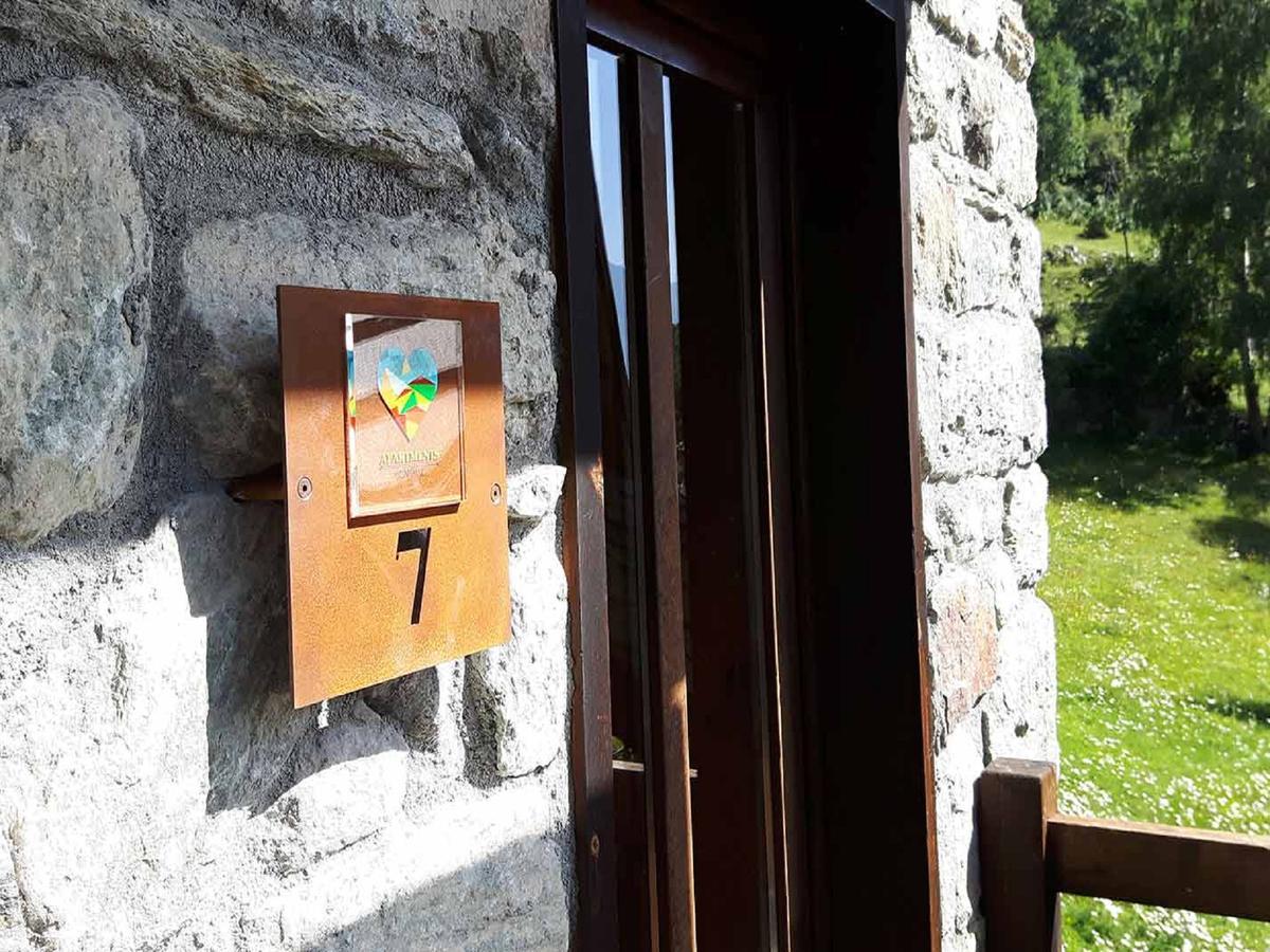 Silou Retreat Ξενοδοχείο Champdepraz Εξωτερικό φωτογραφία
